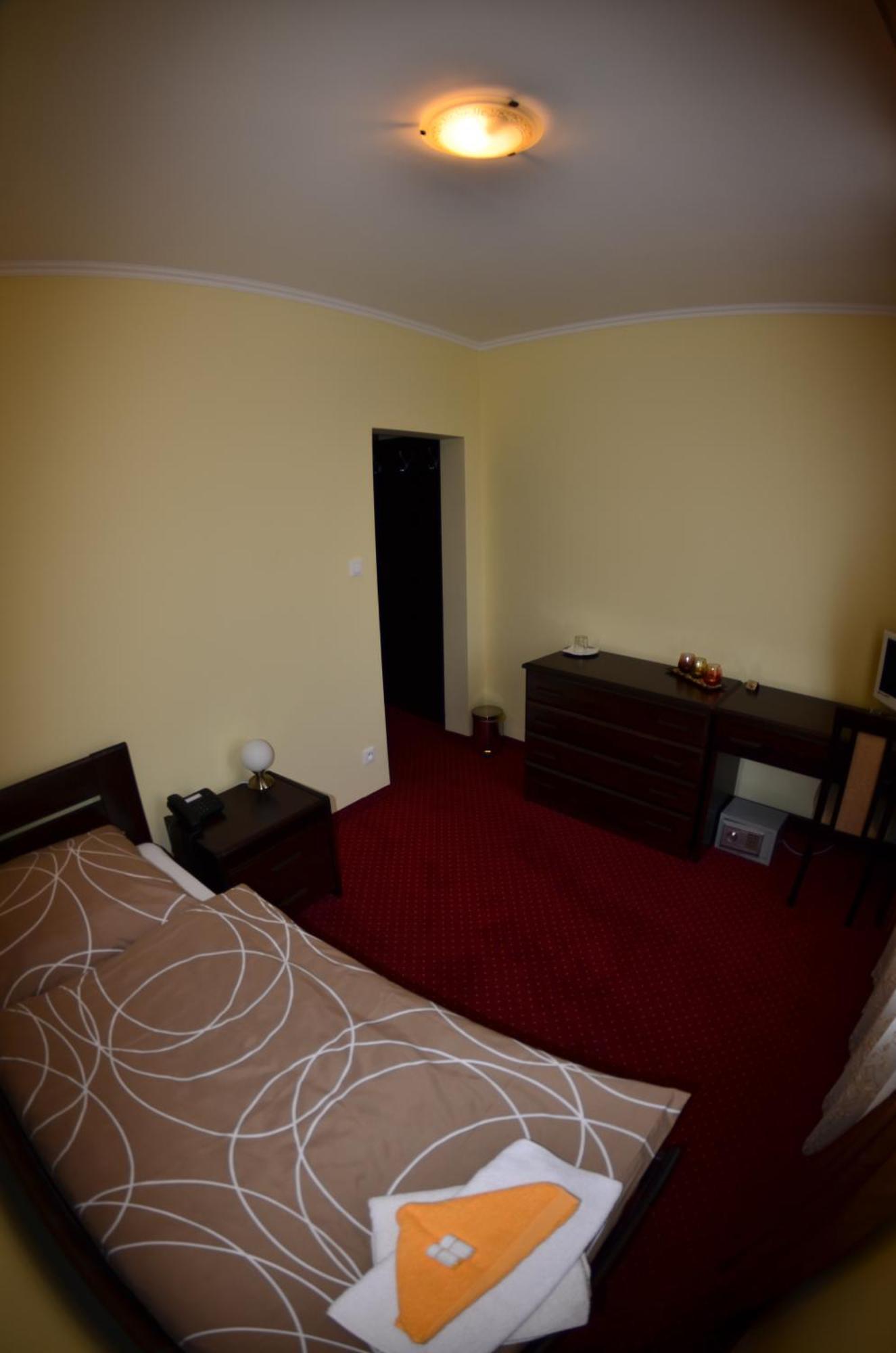 Hotel Europa Liptovsky Mikulas Bilik gambar