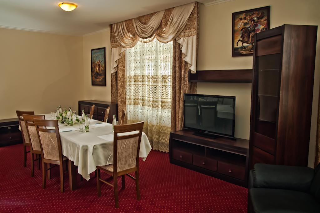 Hotel Europa Liptovsky Mikulas Luaran gambar