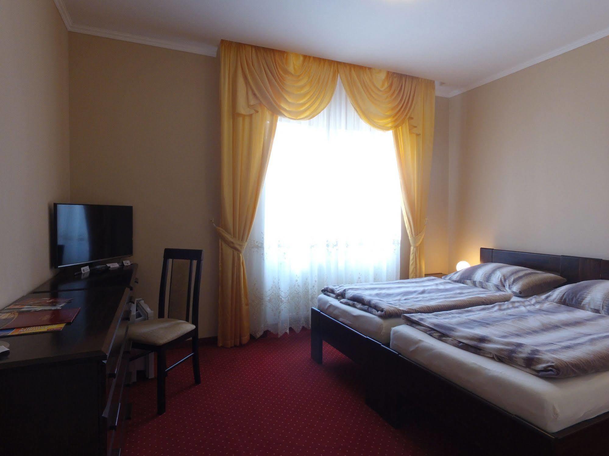 Hotel Europa Liptovsky Mikulas Luaran gambar