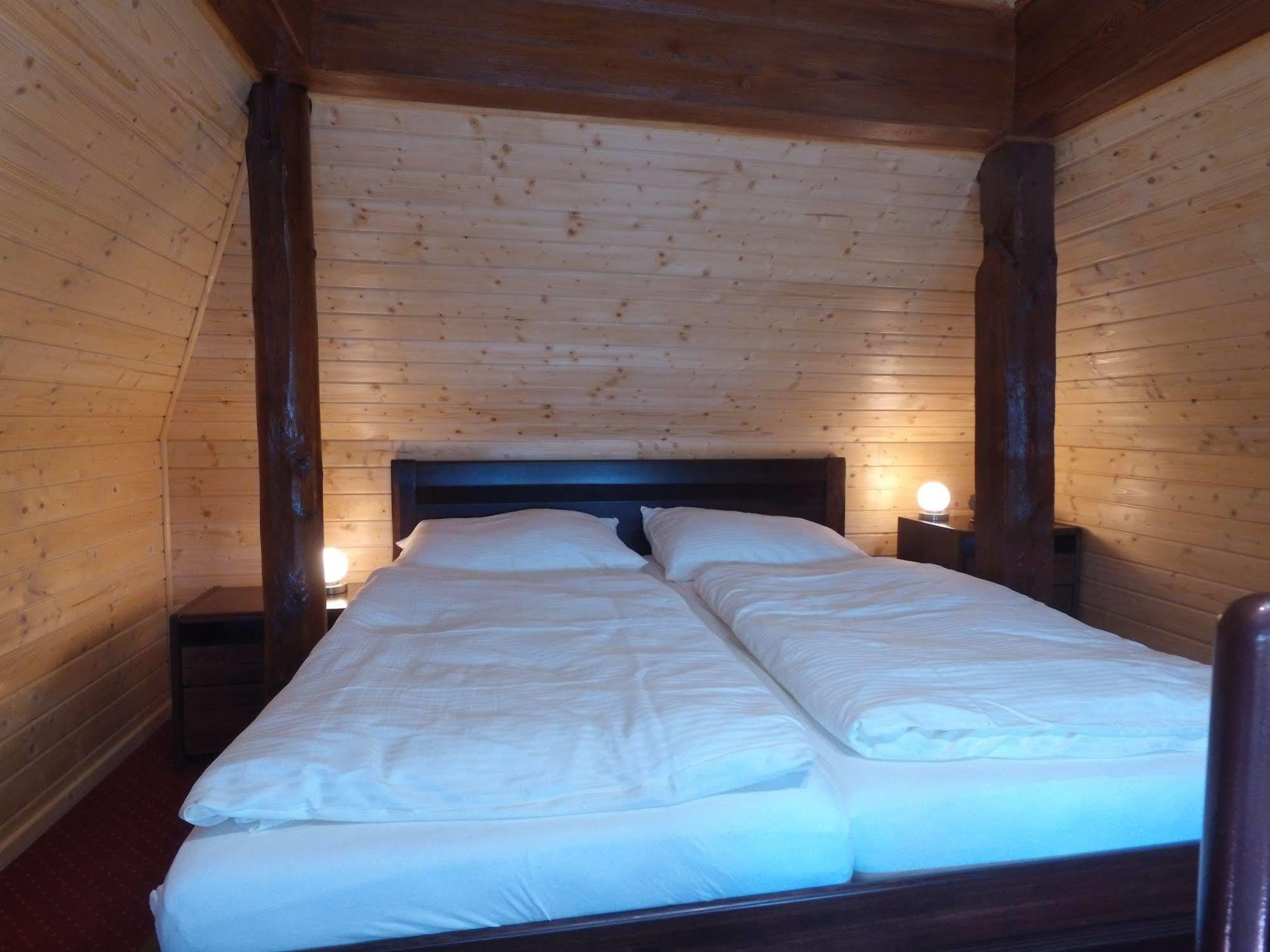 Hotel Europa Liptovsky Mikulas Luaran gambar