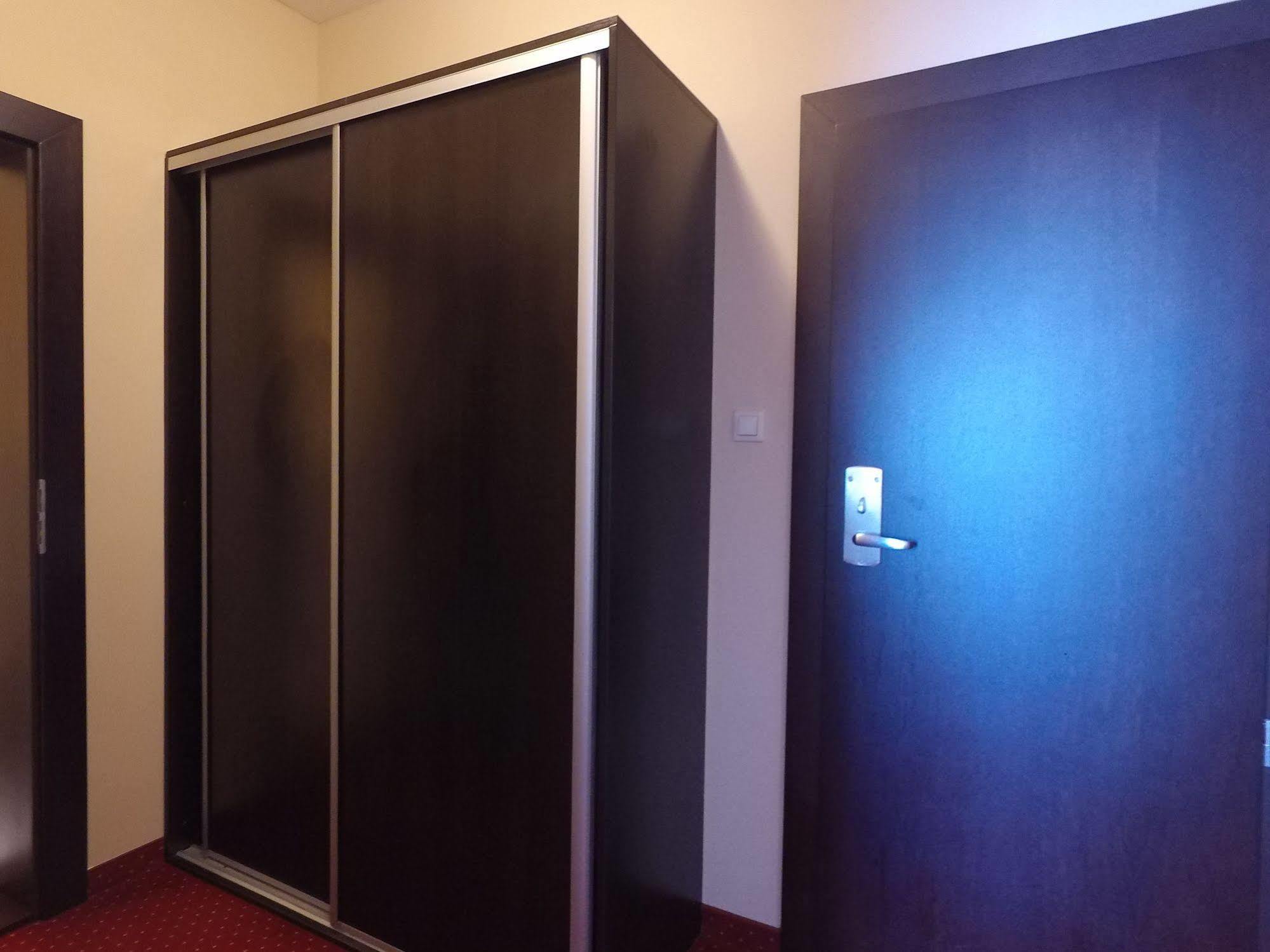 Hotel Europa Liptovsky Mikulas Luaran gambar