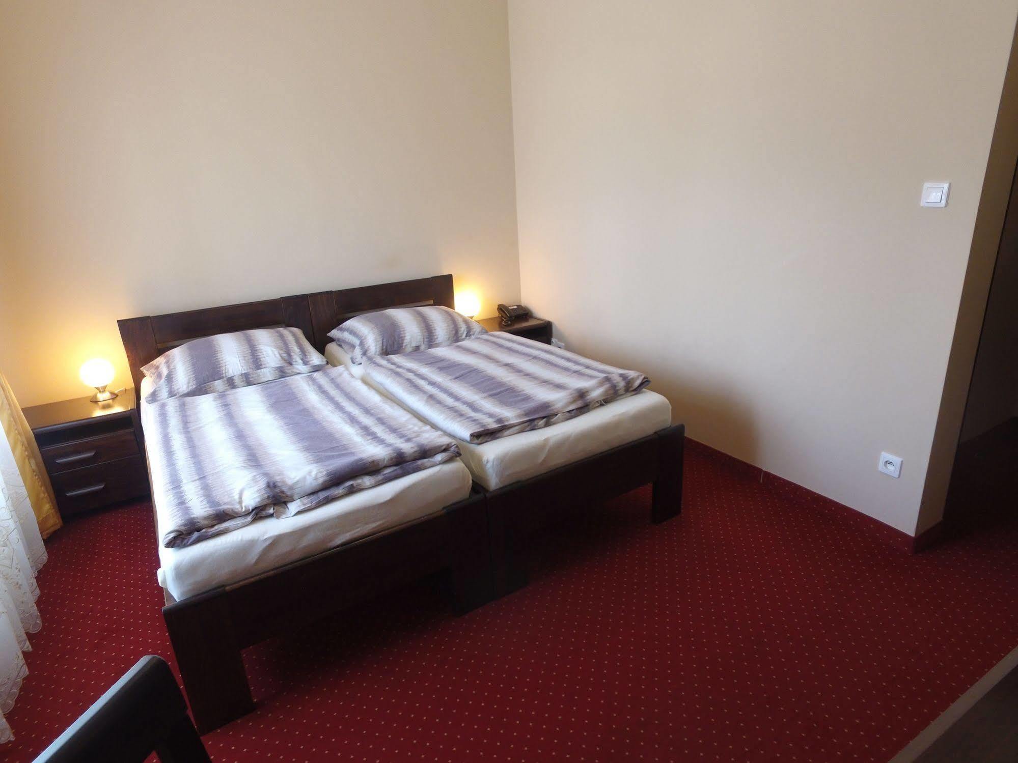 Hotel Europa Liptovsky Mikulas Luaran gambar
